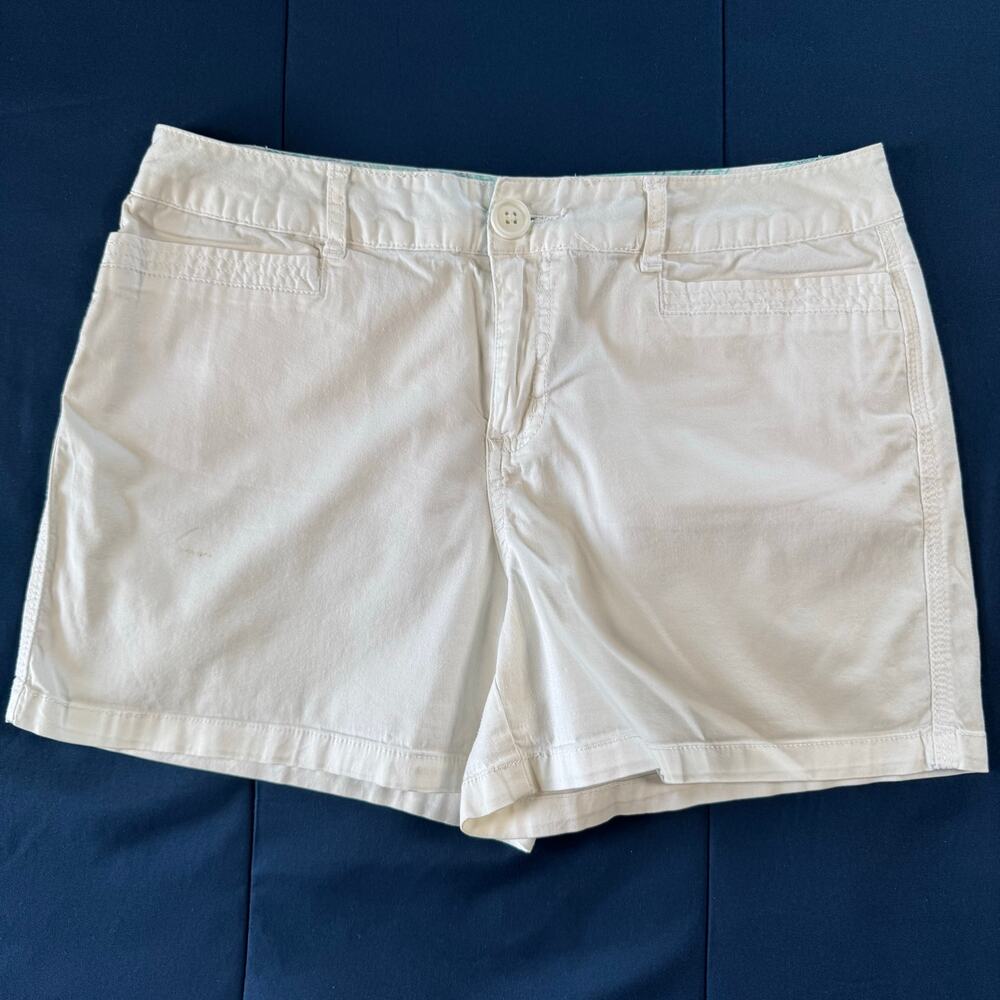 St. John's Bay White Chino Shorts Petite Women's Size 10P